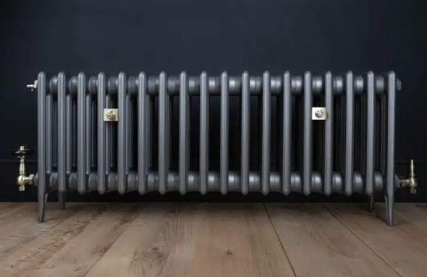 Чавунний радіатор Warm Well Classic M 300 (на ніжках)