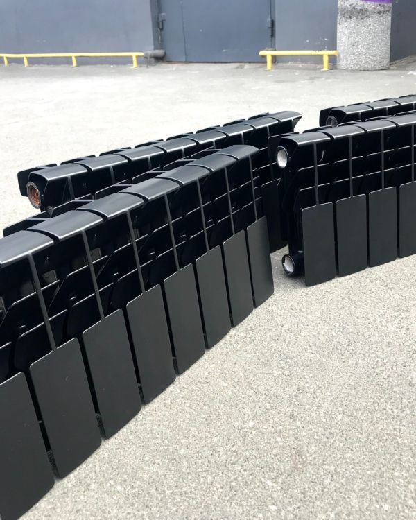 Покраска секционных радиаторов RAL 9005